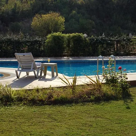 Mene Ξενοδοχείο με διαμερίσματα 4*