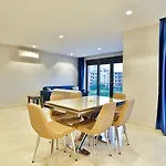 Mene Lejlighedshotel 4*
